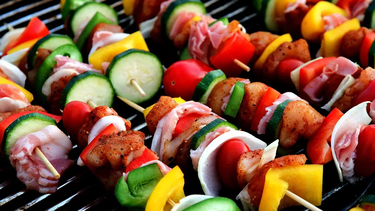 Grill elektryczny – zalety, wady i jak wybrać najlepszy mode